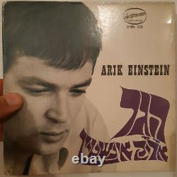 Audio in description Arik Einstein hagar? (rythm & blues)
