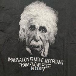 Chemise d'art avec citation d'Albert Einstein des années 90. Taille large.