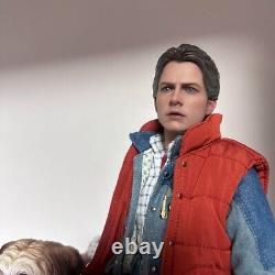 Marty McFly et Einstein Hot Toys Retour vers le Futur