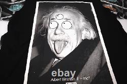 T-shirt en collage graphique rare d'Albert Einstein avec l'impression double face de la noix du Diable